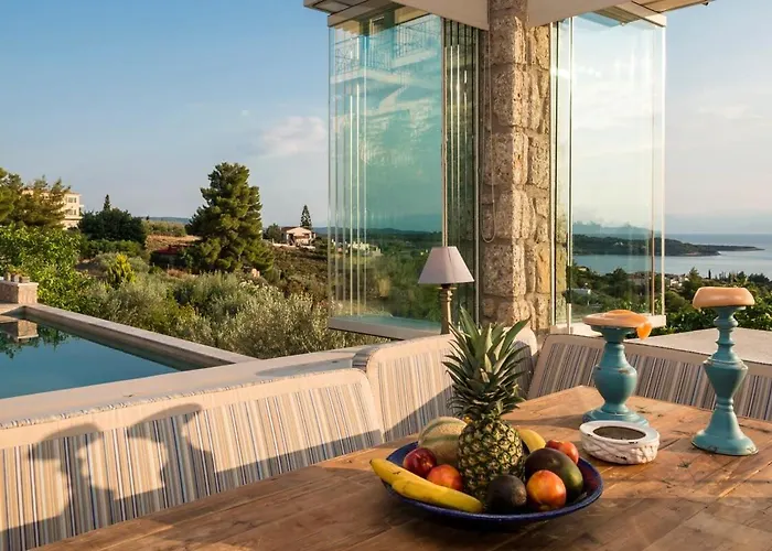 - Poolside Lux Getaway * 포르토헬리