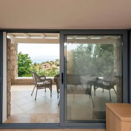 بيت للعطل - Poolside Lux Getaway