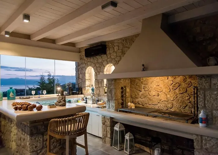 بيت للعطل - Poolside Lux Getaway